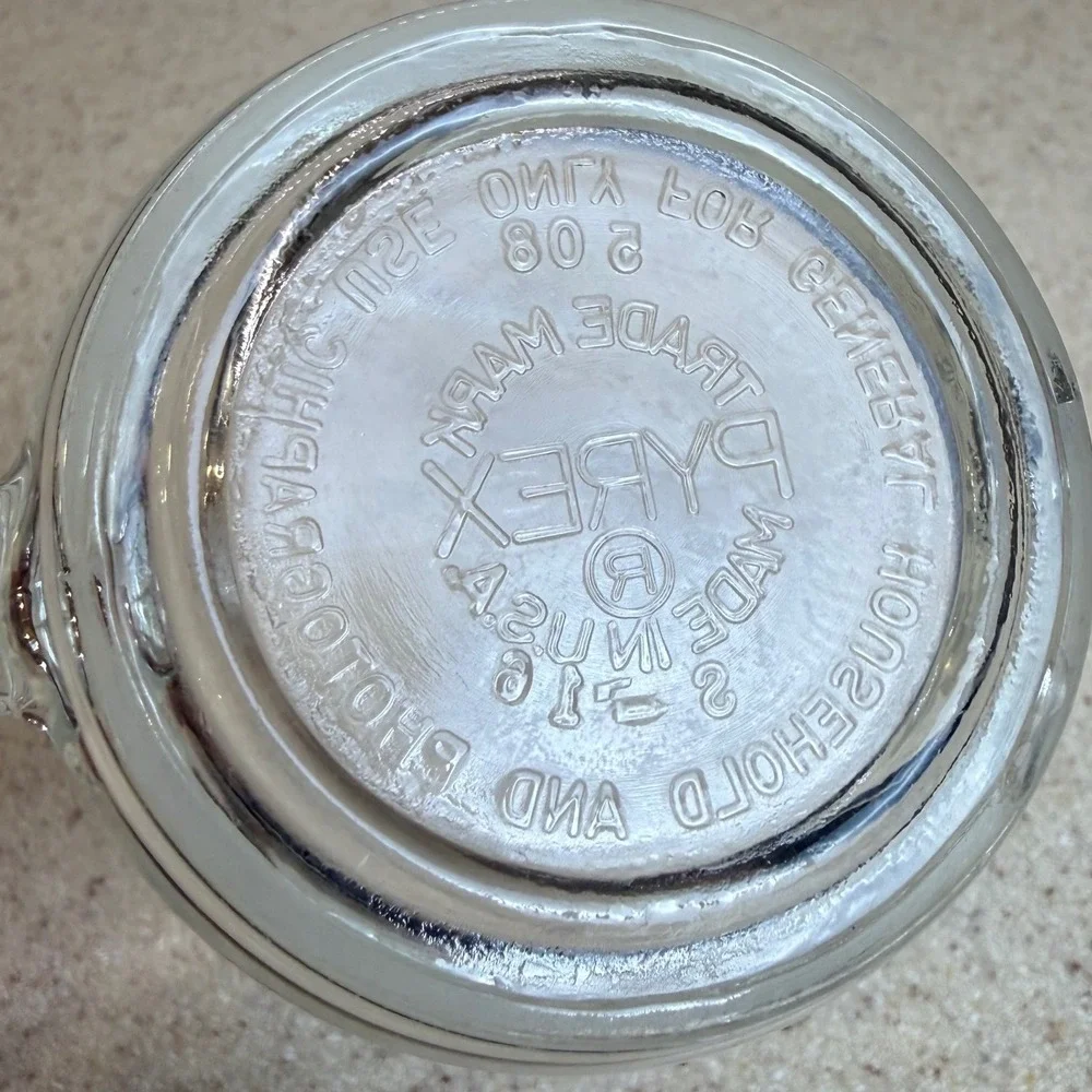 Vintage Pyrex #508 Clear Glass Measuring Cup D-Handle w/ spout 8oz Retro Kitchen